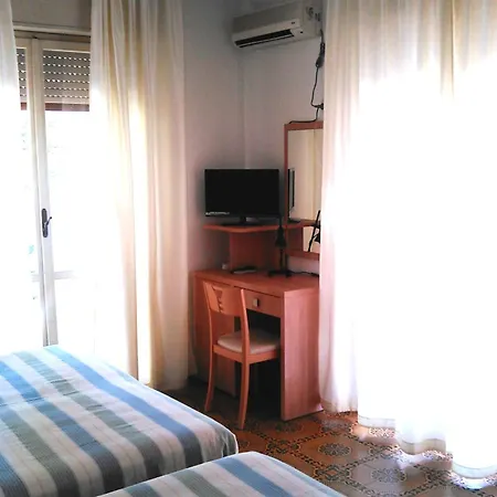 Enrica Hotel